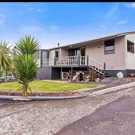 Mountain Top Kiwi Star Holiday Home โรโตรัว ภายนอก รูปภาพ