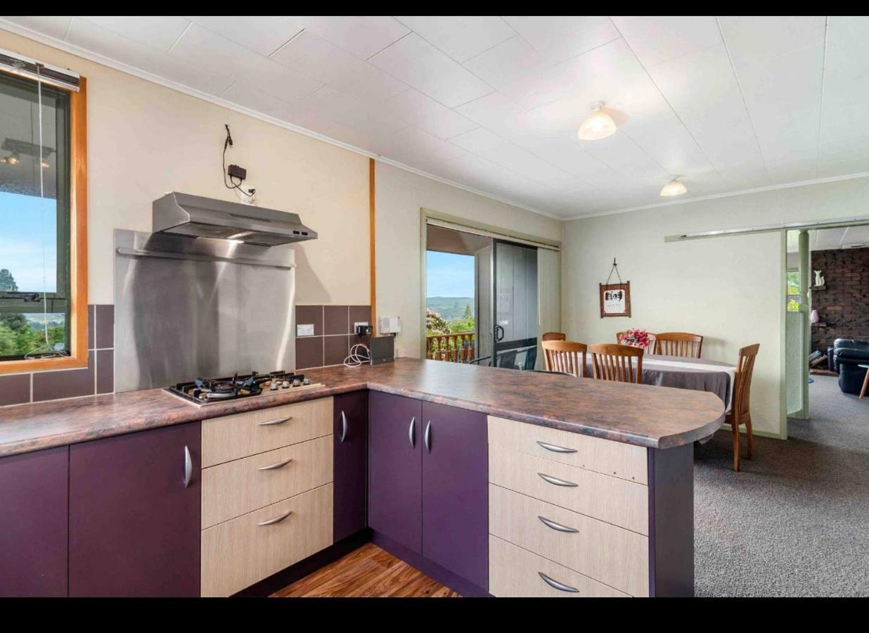 Mountain Top Kiwi Star Holiday Home โรโตรัว ภายนอก รูปภาพ